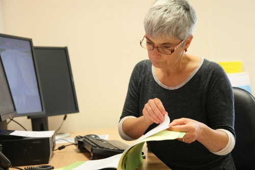 Clinic Or Research Looking At Records