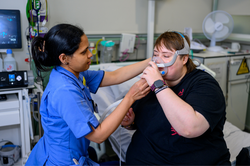 Sleep apnoea patient and clinician mask